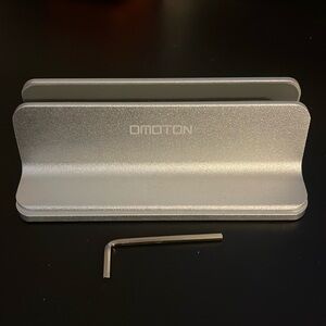 Omoton Vertical Laptop Stand